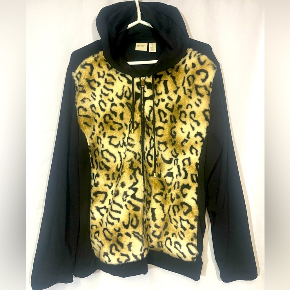 Chico’s Fluffy Cheetah Print zip up sweater size 3